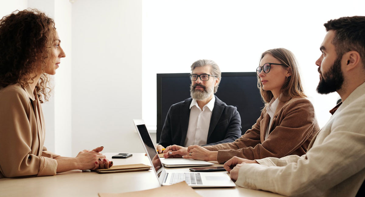 Recrutement de dirigeant par CV - Entretien d'embauche